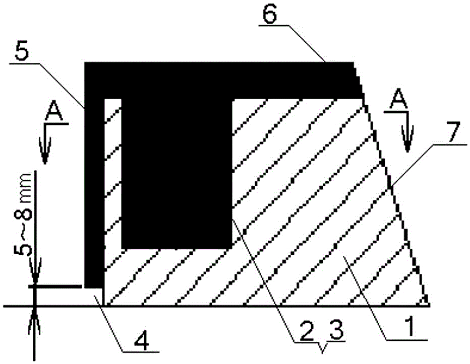 Wear-resistant tooth roller of tooth roller crusher and production method of wear-resistant tooth roller