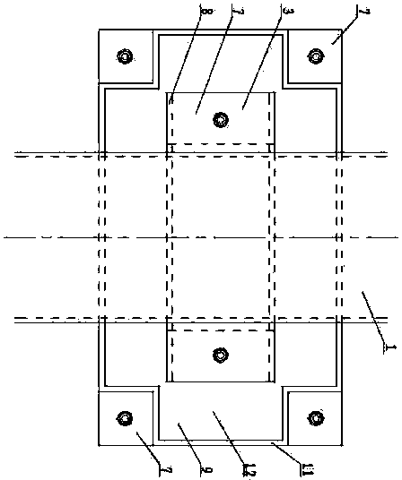 Equipment floor pipe vibration isolation structure