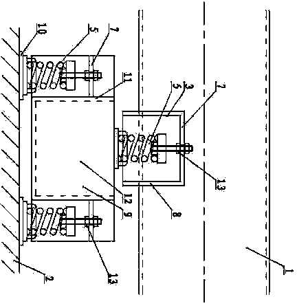 Equipment floor pipe vibration isolation structure