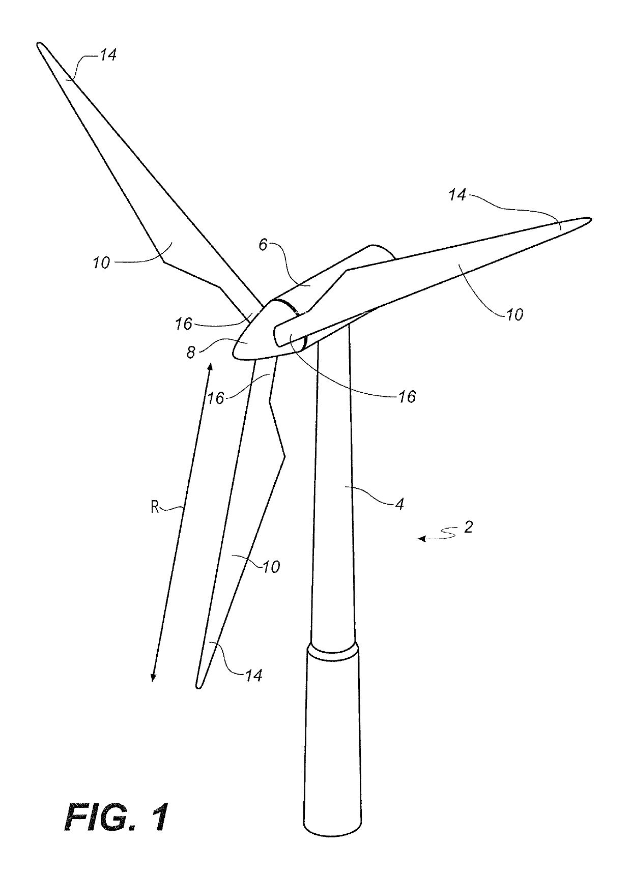 Wind turbine blade with improved fibre transition