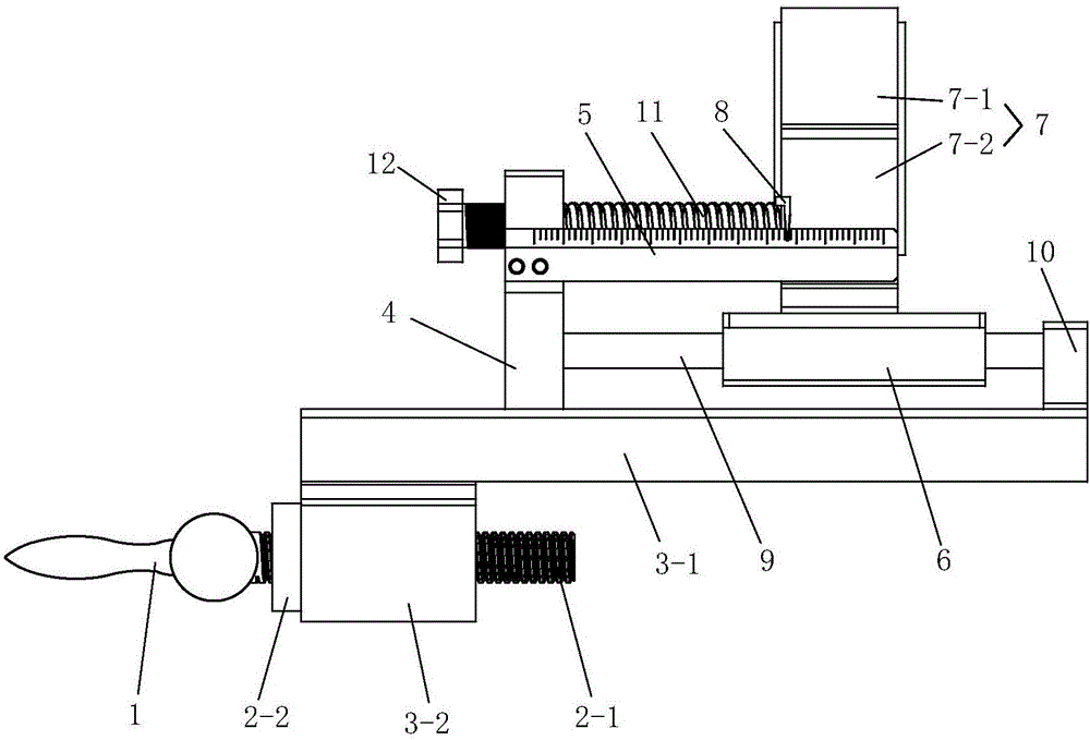 Supporting device and portable ultrasonic impact gun provided with same