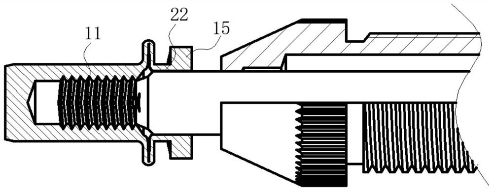 Rivet pulling mechanism with good concentricity