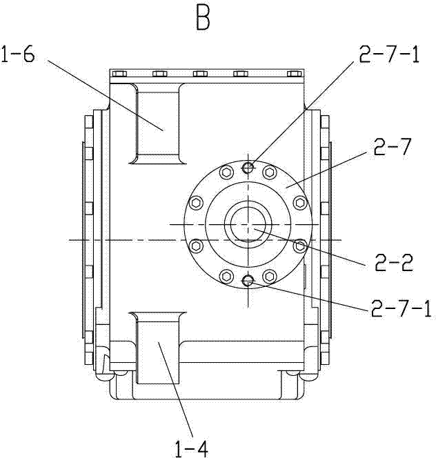 Streetcar gear transmission device