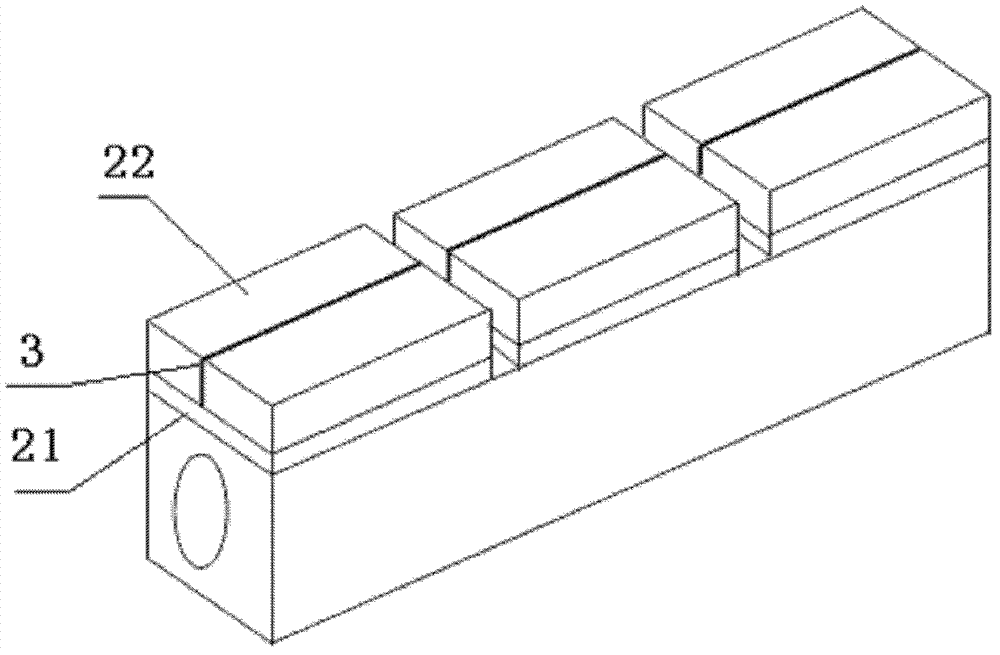 Solid state laser device array packaging structure and solid state laser device array packaging method