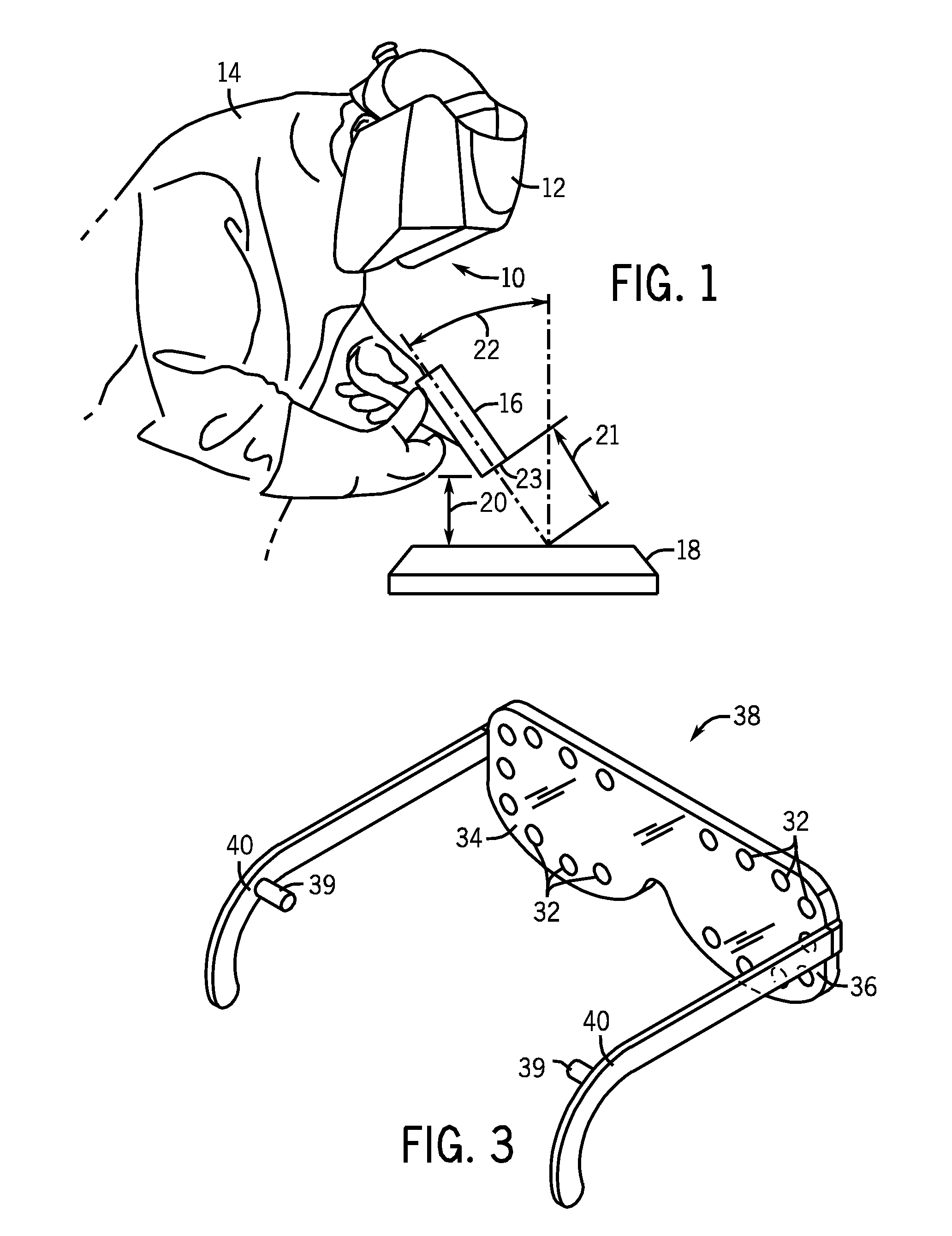 Weld characteristic communication system for a welding mask