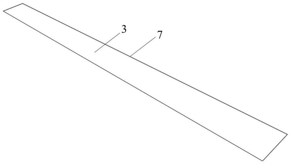 Crease type vibration fan blade