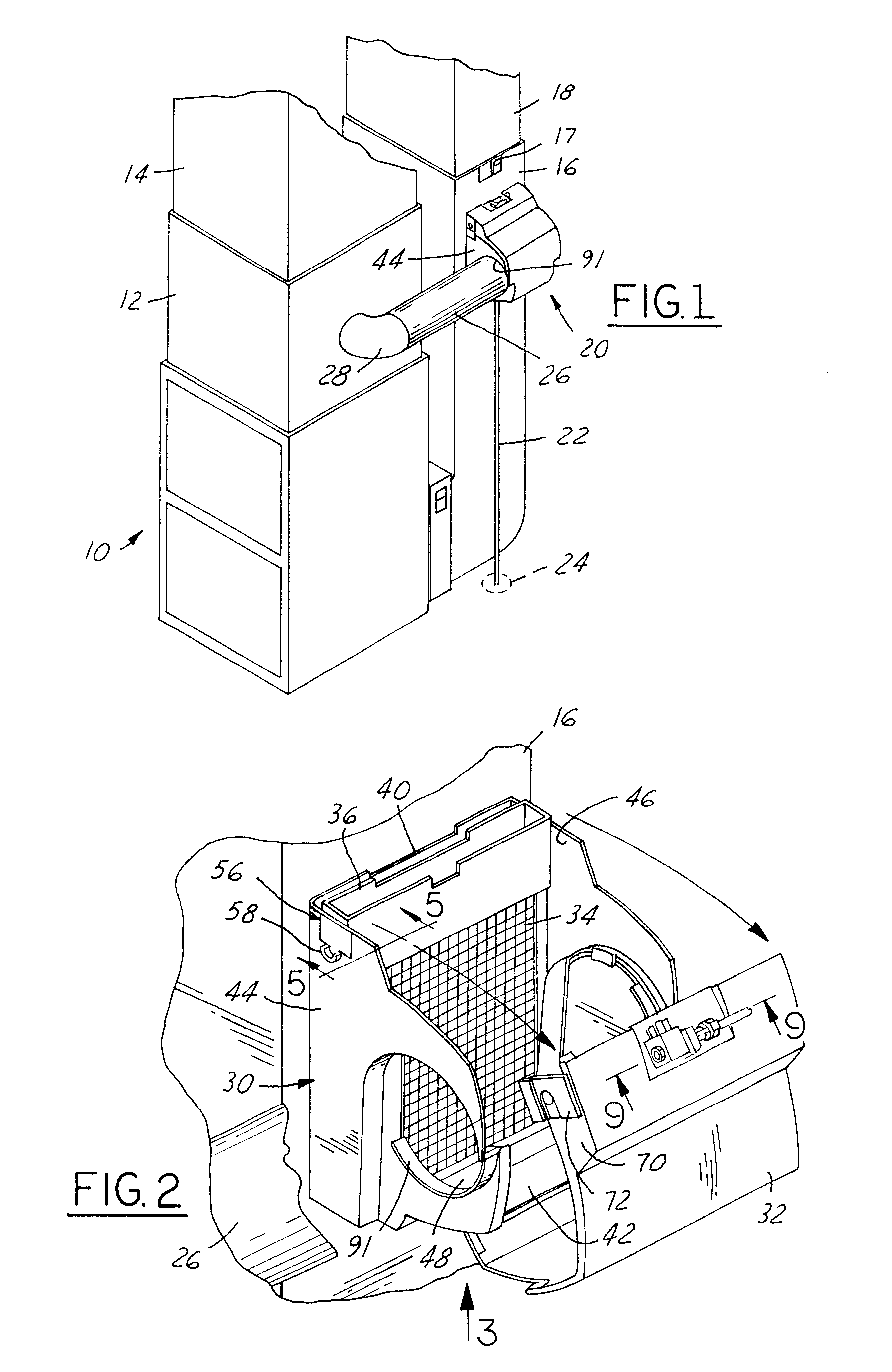 Humidifier with swingable cover