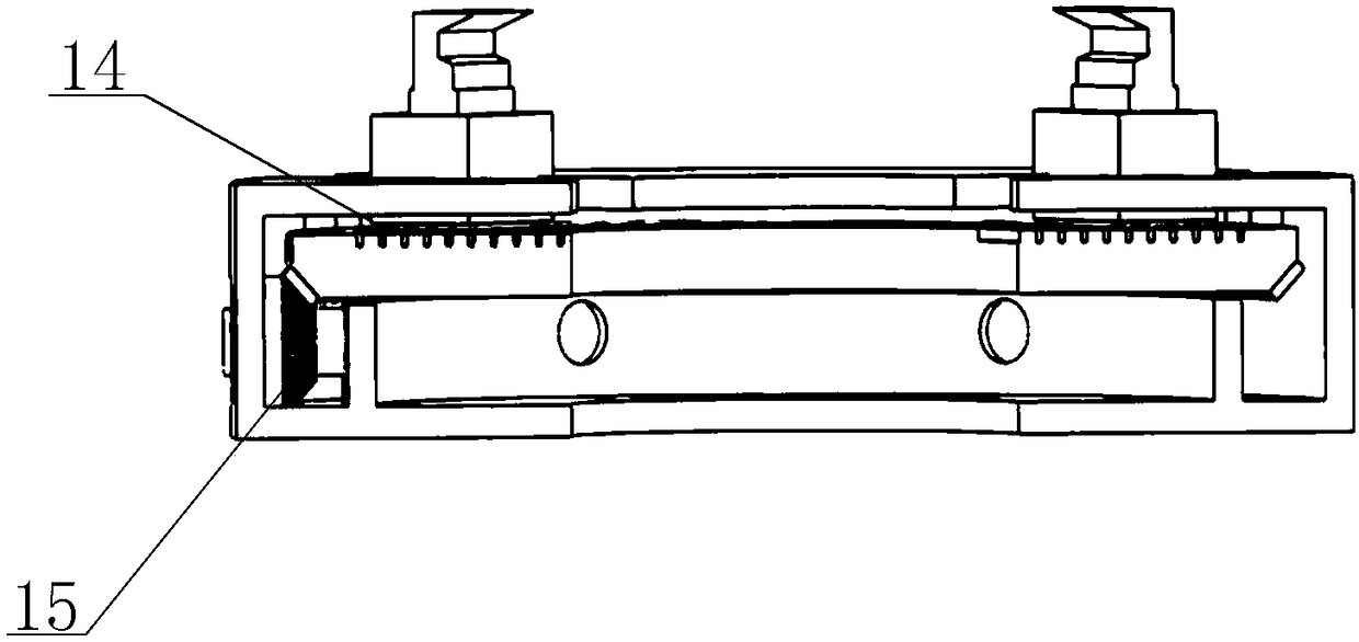 Non-cooperative spacecraft docking and locking system based on satellite-arrow docking ring