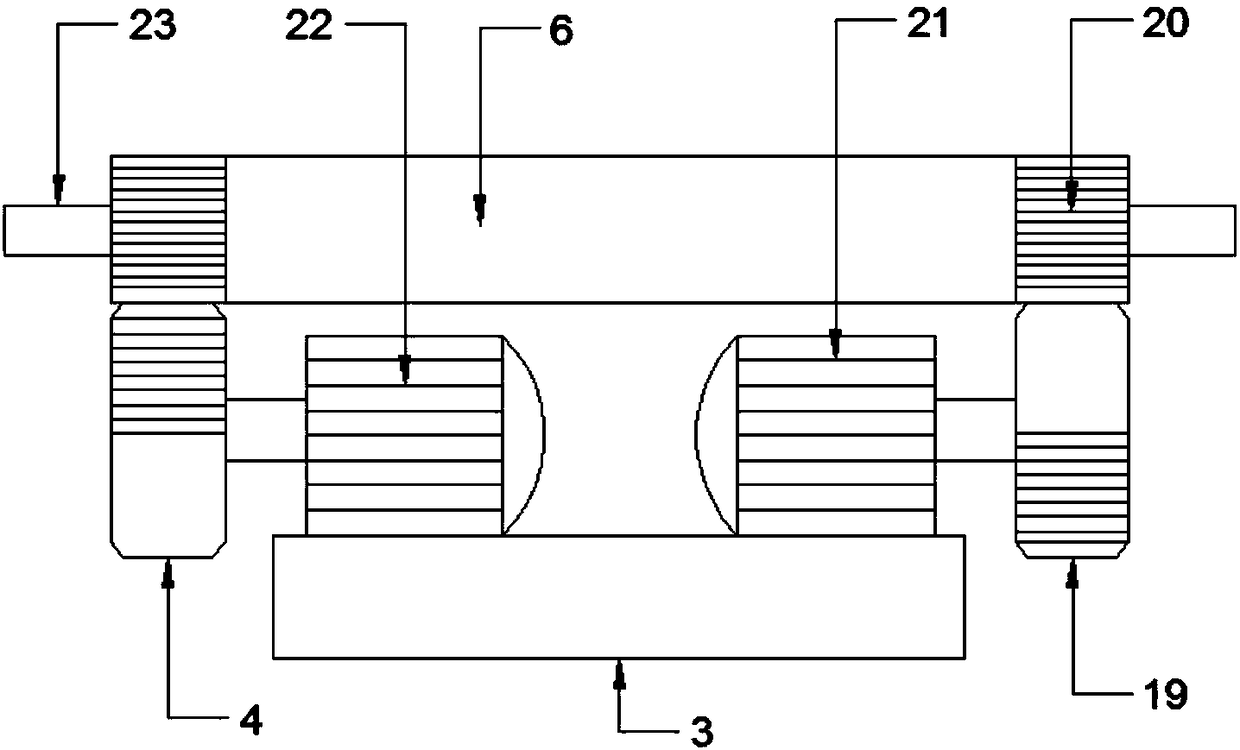 Infant incubator capable of swinging automatically