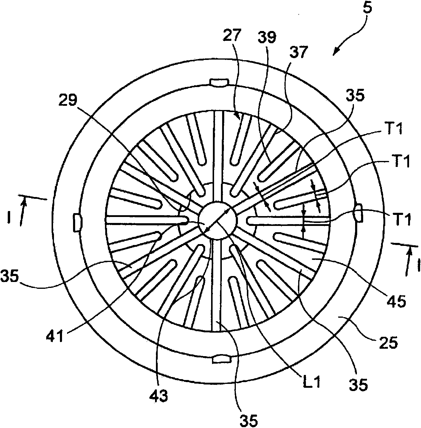 Porous filter cartridge