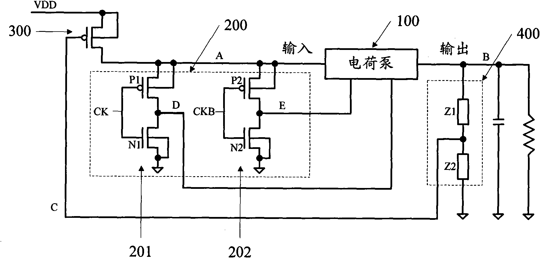 Charge pump output voltage regulation circuit