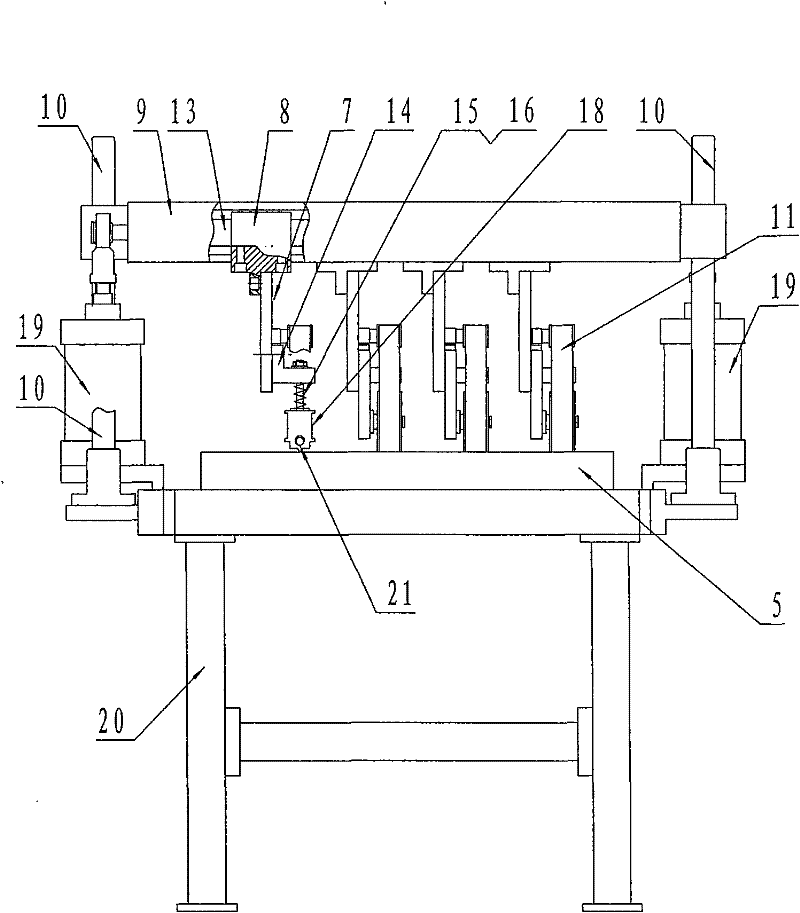 Continuous heat seal device of packing list envelop