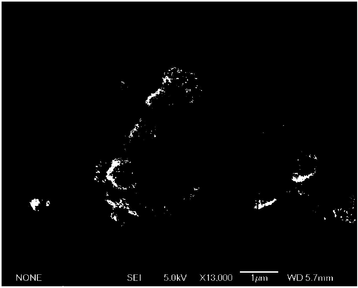 Carbon nanotube encapsulated cobalt and oxide nanosphere absorbing material thereof and preparation method thereof