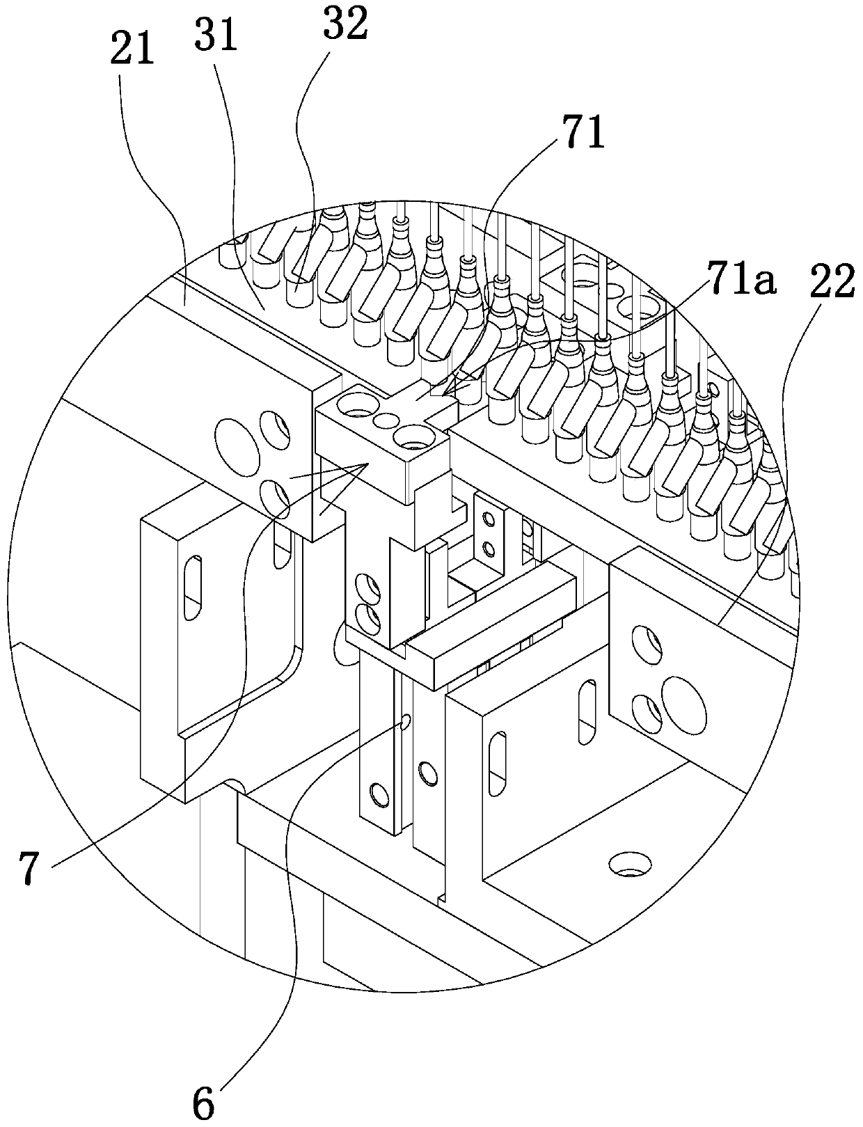 A carrier conveying device