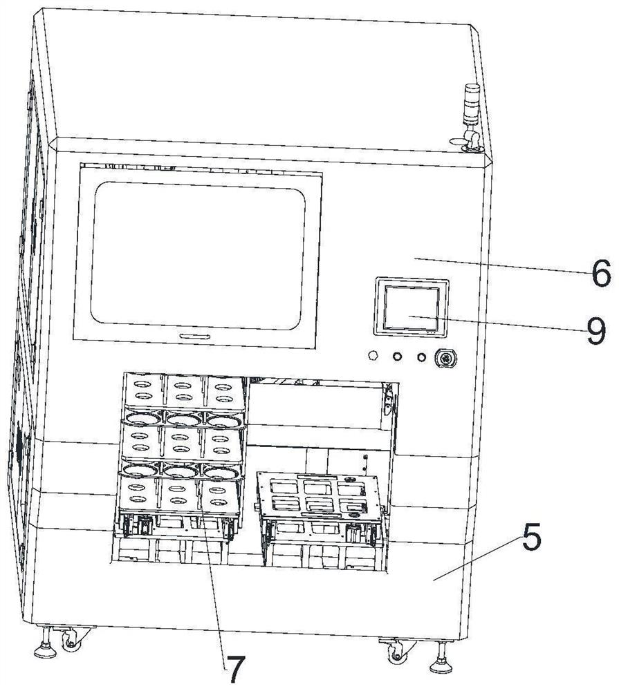 Automatic grinding and screening integrated device