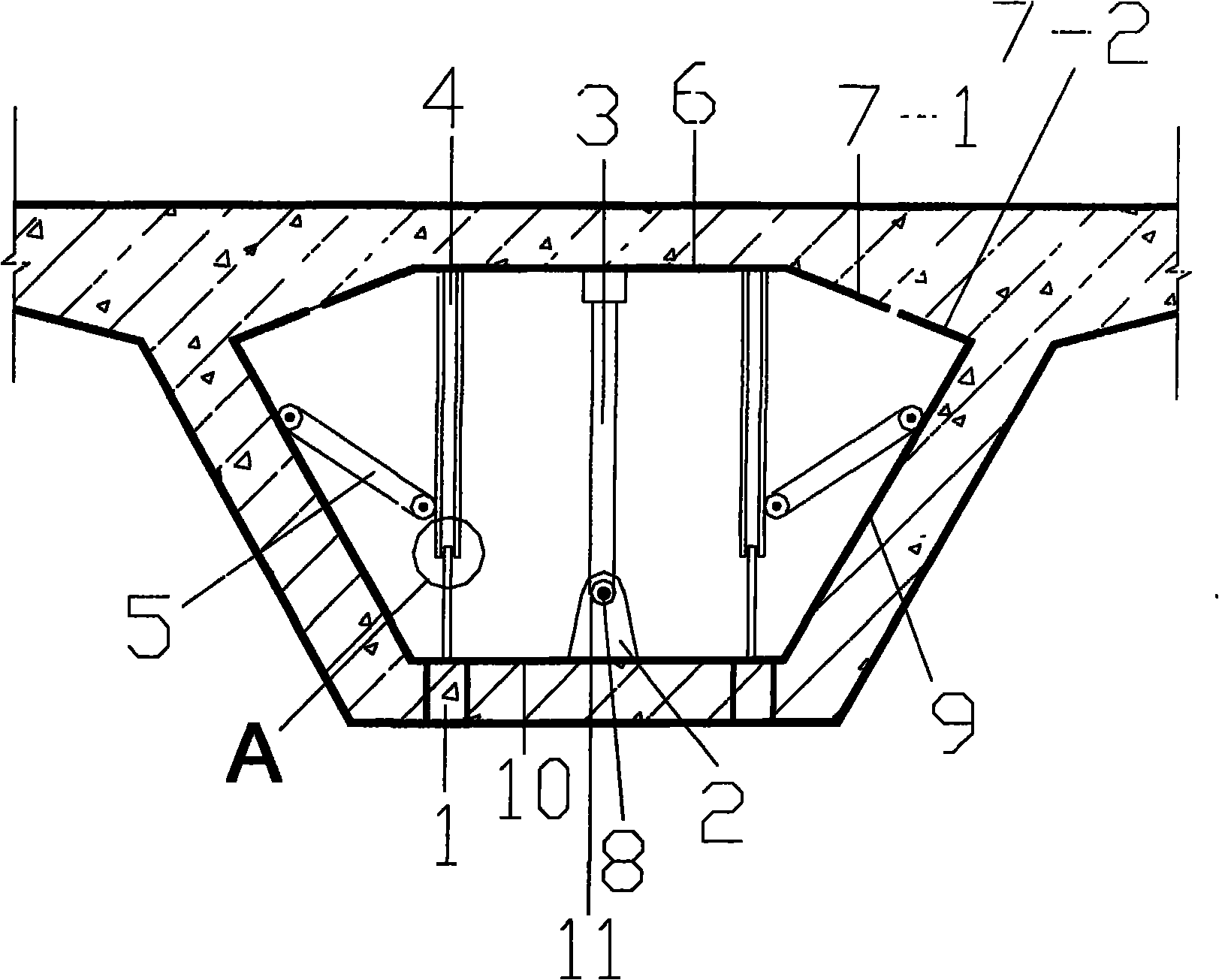 Low altitude prefabricated case beam internal mold construction method