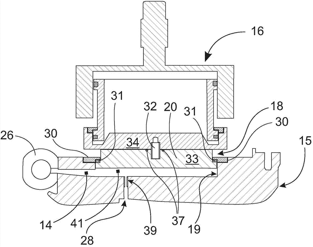 Shoe roll, prolonged nip press, and fiber web machine