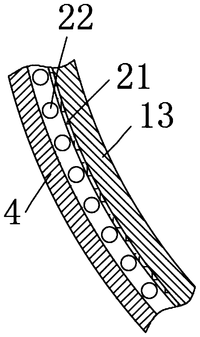 Grinding and extracting device