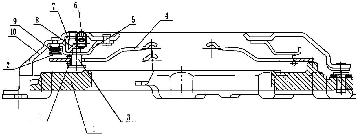 Self-adjusting clutch with induction spring