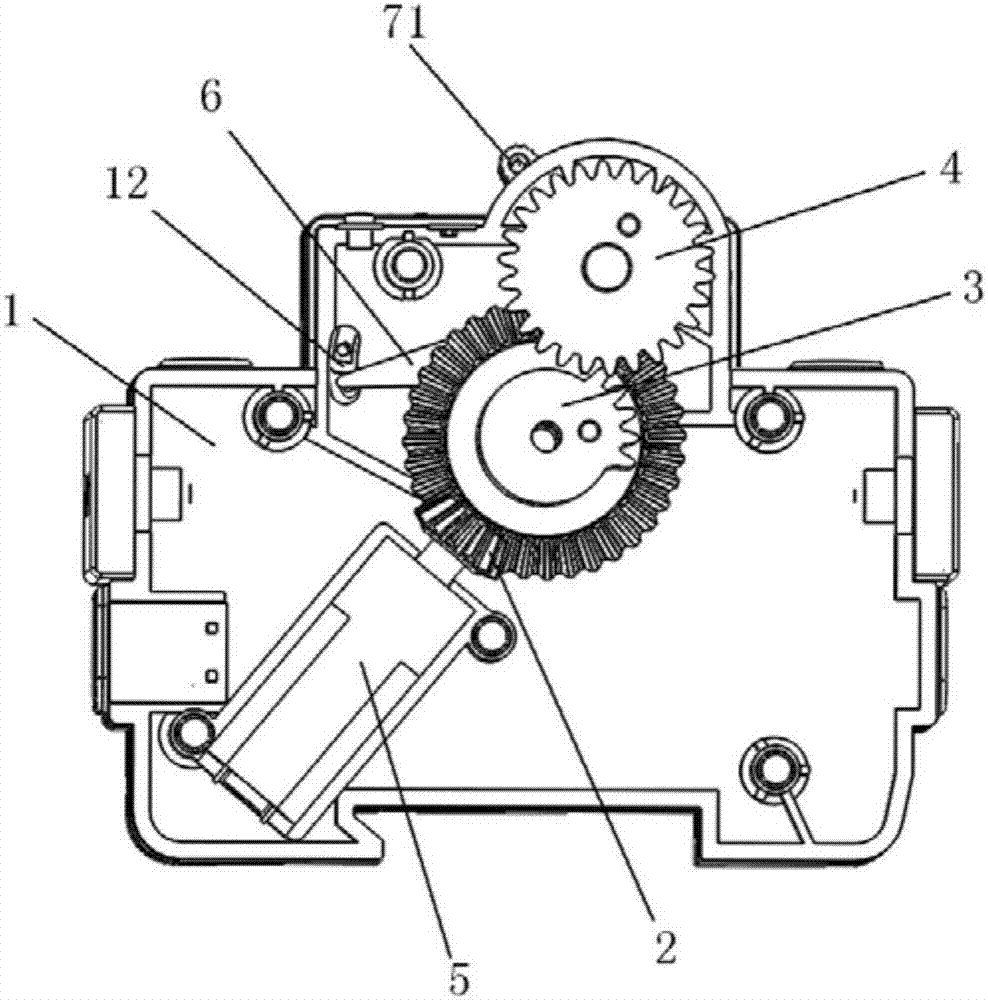 Automatic opening/closing control device and circuit breaker