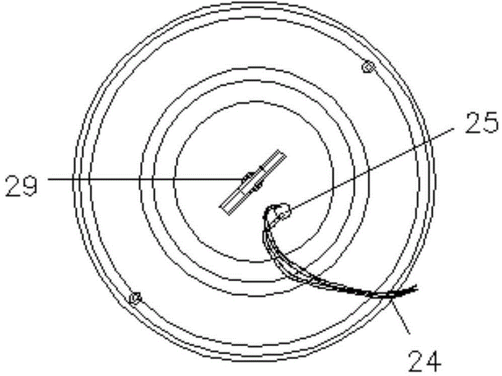 Device and method for making Henan style egg cooked in iron pan