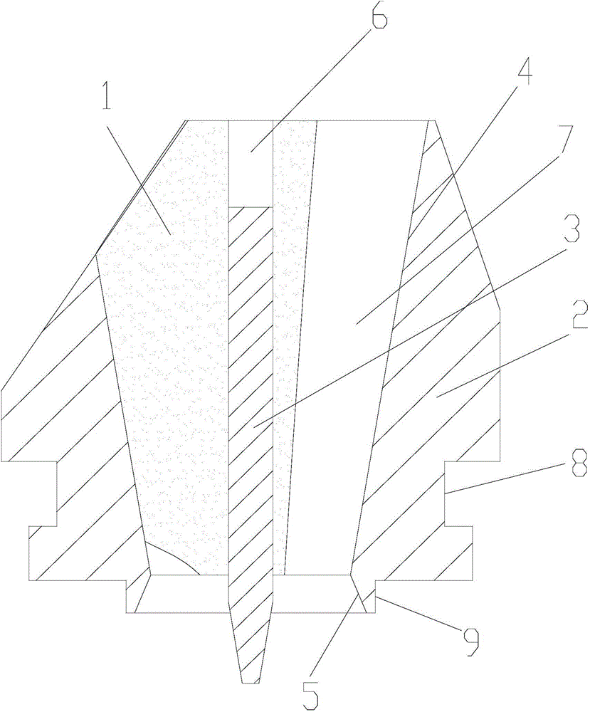 Yarn controller for guiding yarns before twisting in spinning