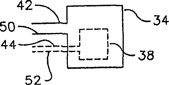 Antenna array for an RFID reader compatible with transponders operating at different carrier frequencies