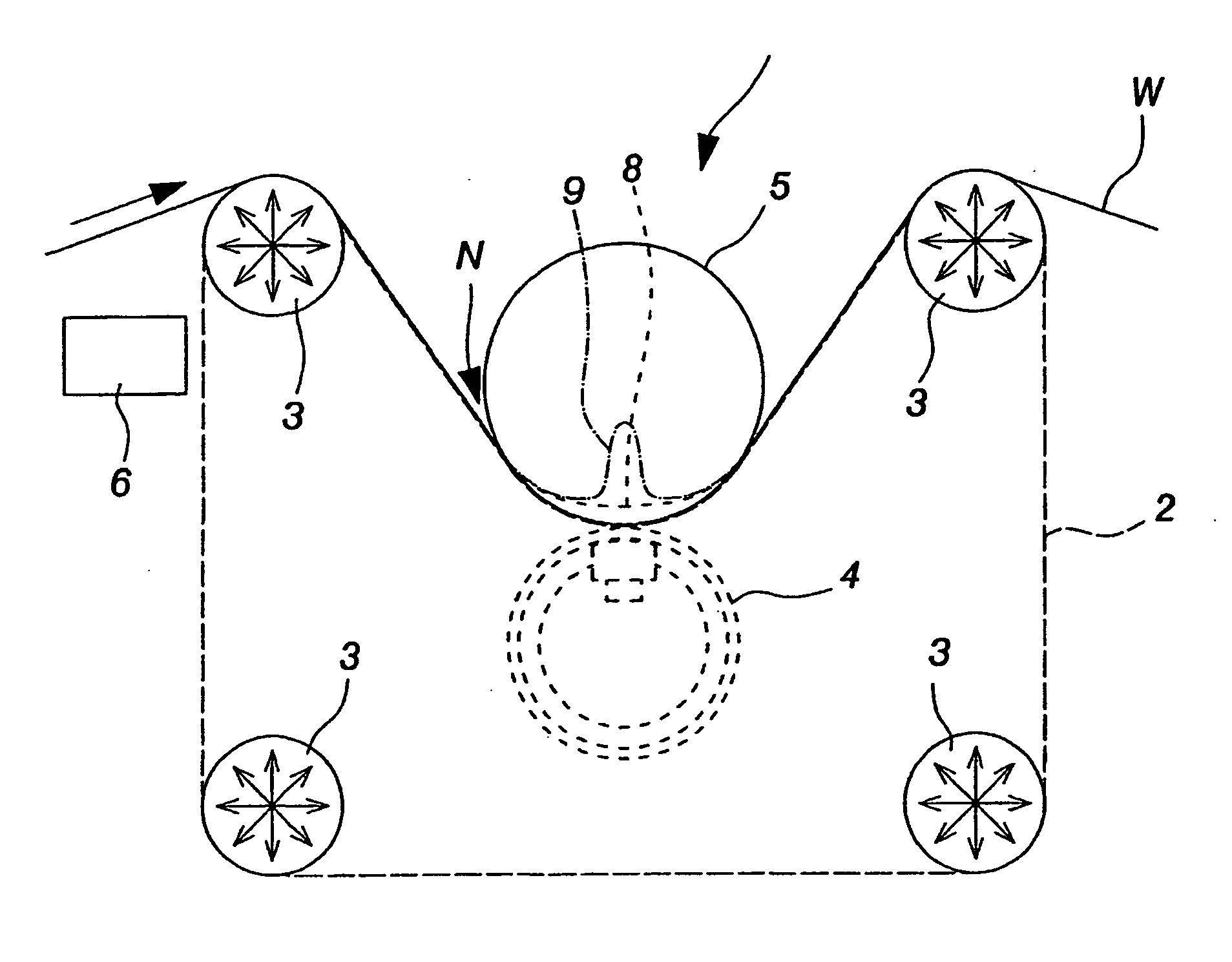 Processing device and method of operating the device for processing a coated or uncoated fibrous web