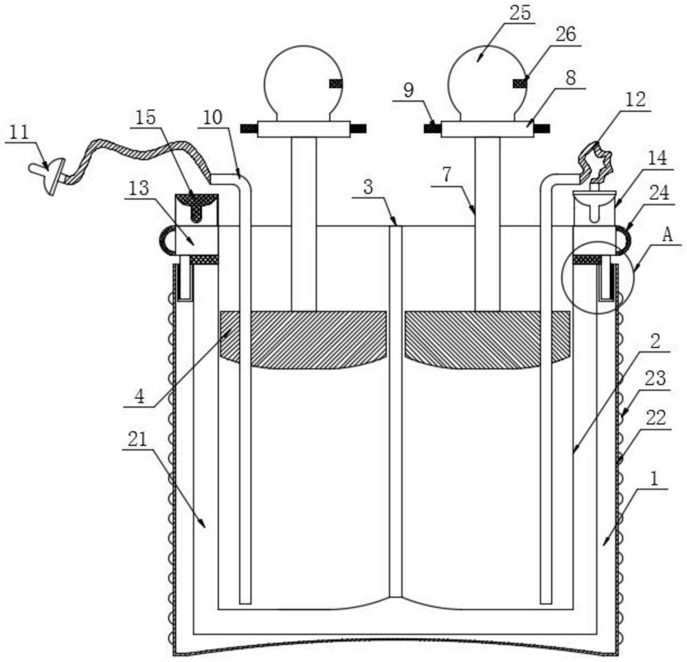 A kind of baby safe medicine feeding device for pediatric nursing