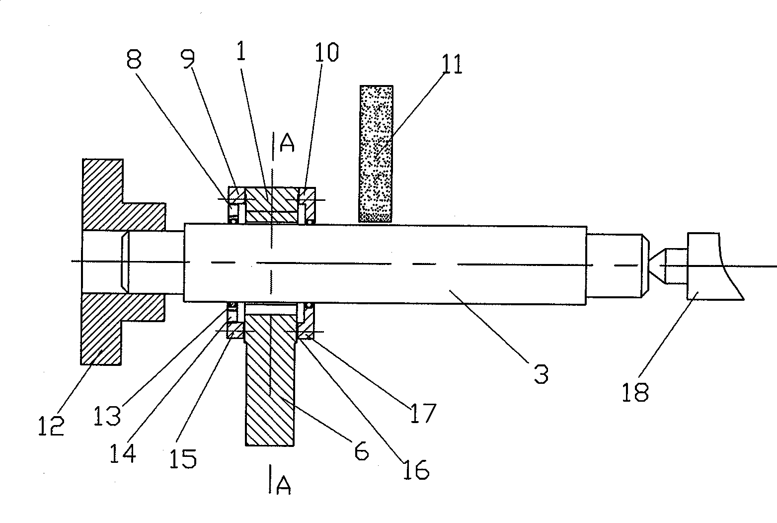 Machine tool liquid kinetic pressure center frame