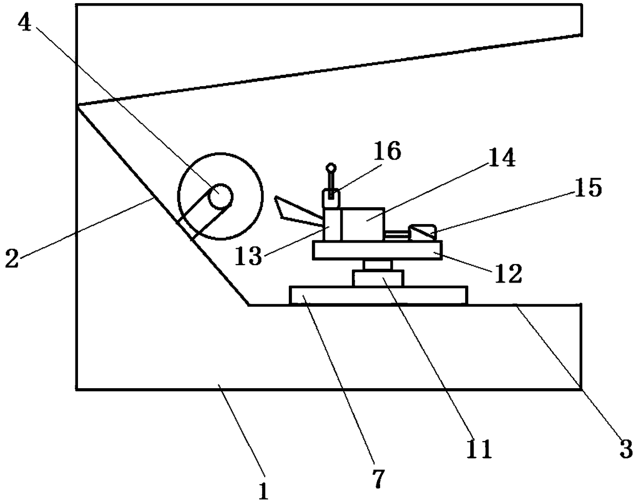 A gravure plate roller roughing and finishing integrated lathe processing system