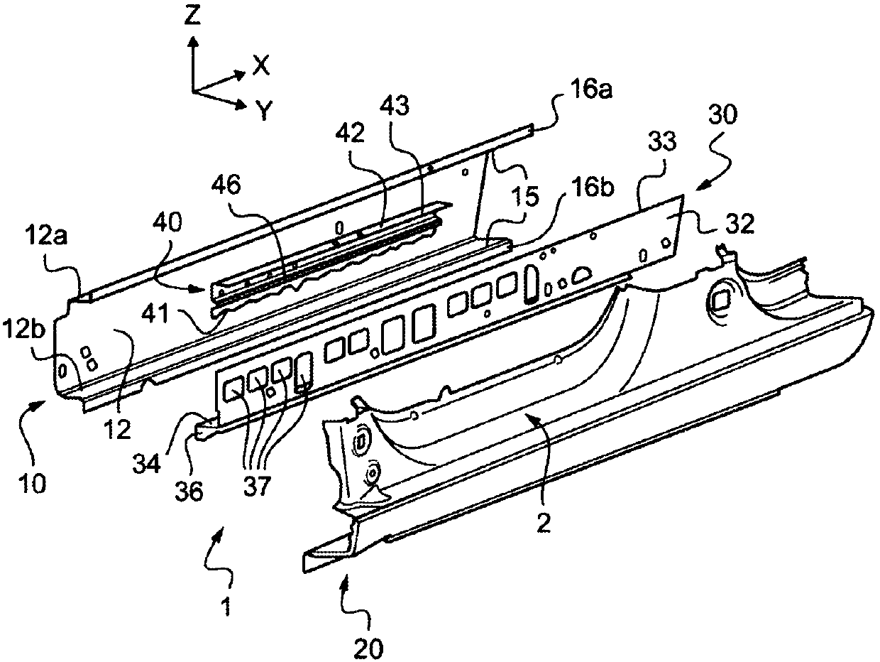 Skirt structures and motor vehicles