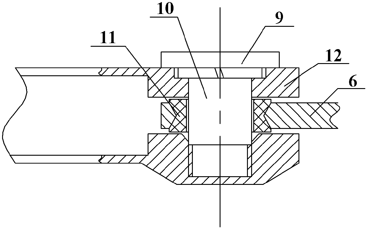 Table lamp capable of adjusting lighting direction and lighting range