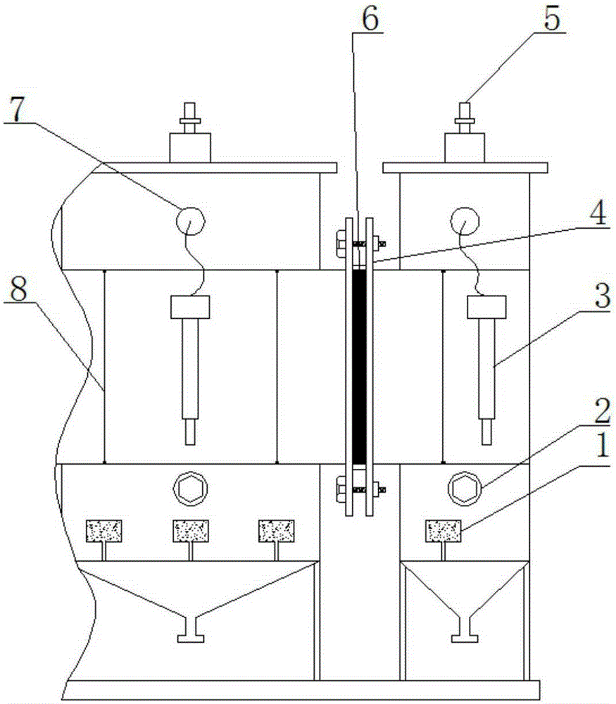 Complete set of electrocatalytic reaction device and treatment method for treating high-salt and high-ammonia-nitrogen wastewater