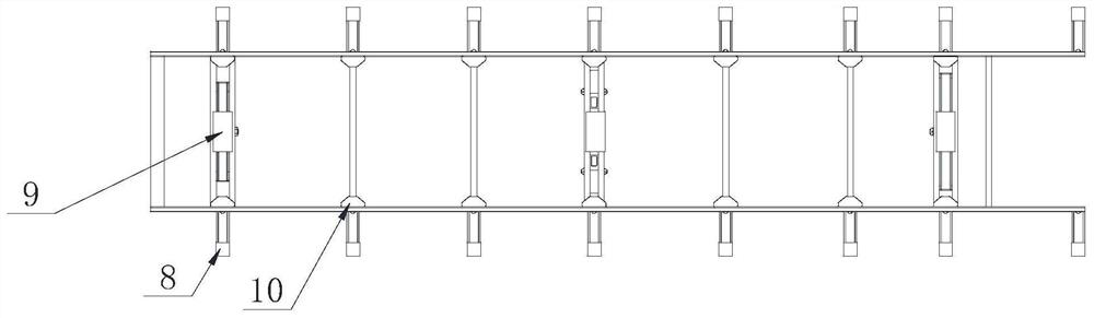 Self-balancing device for self-propelled cross-country motor home box body