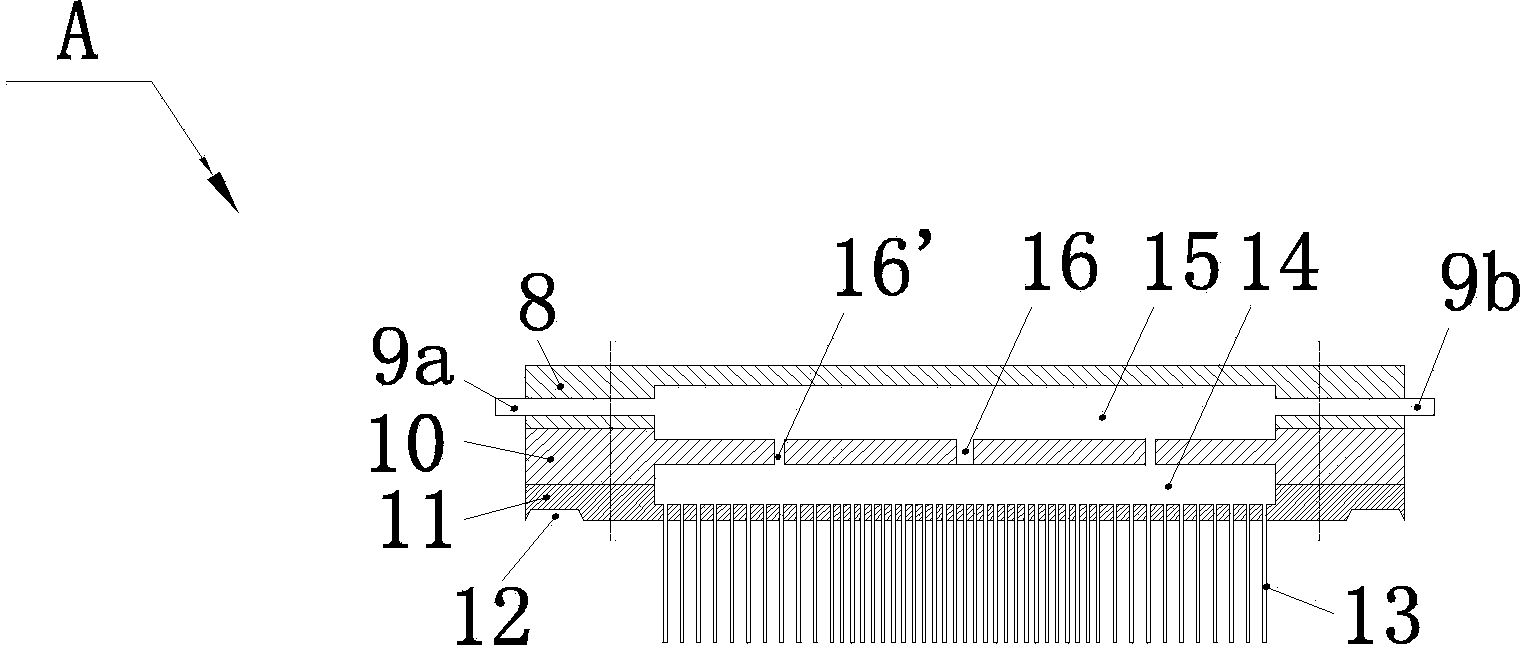 Evenly-liquid-spraying batch electrostatic spinning device