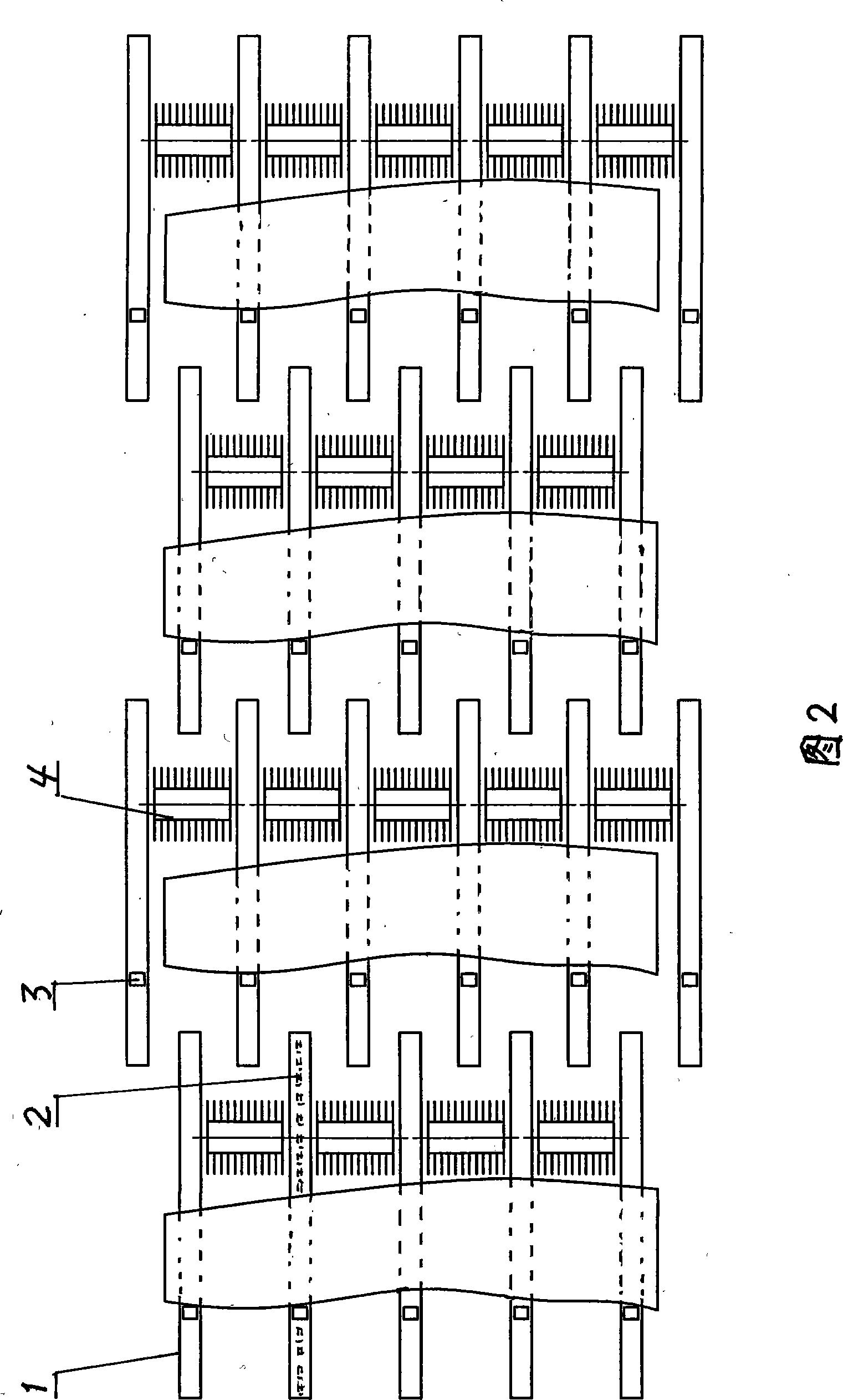 Method and device for transverse feeding removing wood side plate tegument