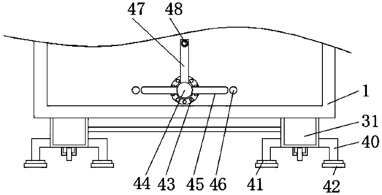 Computer host box facilitating heat dissipation