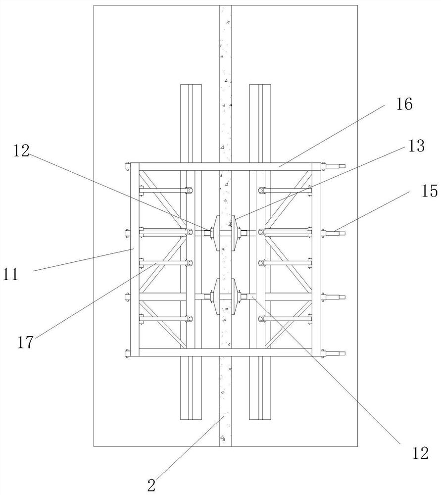 Movable scaffold suitable for monitoring wall construction and monitoring wall construction method