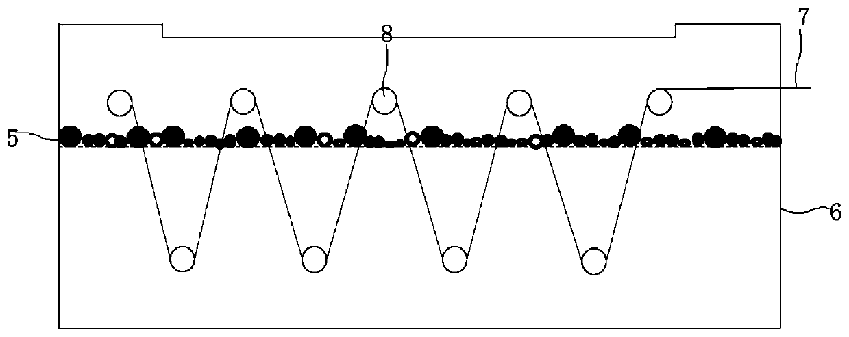 Device and method for efficiently reducing volatilization of extractant at low cost