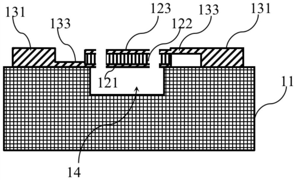 High-frequency low-loss filter, resonator and preparation method