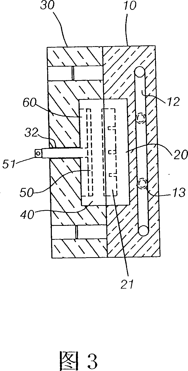 Heating and cooling system for injection molding machine