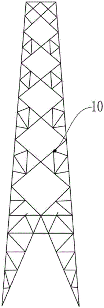 Novel power transmission tower capable of achieving safe and convenient construction