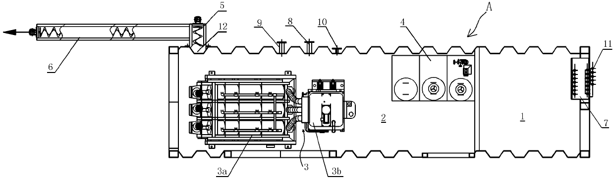 Sludge dehydration device and use method thereof