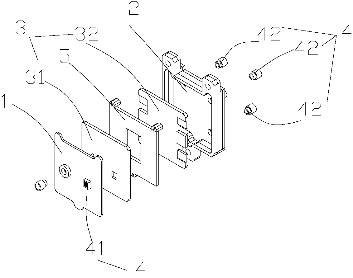 Silicon-aluminum-alloy-case-based three-dimensional assembling and packaging structure of microwave module