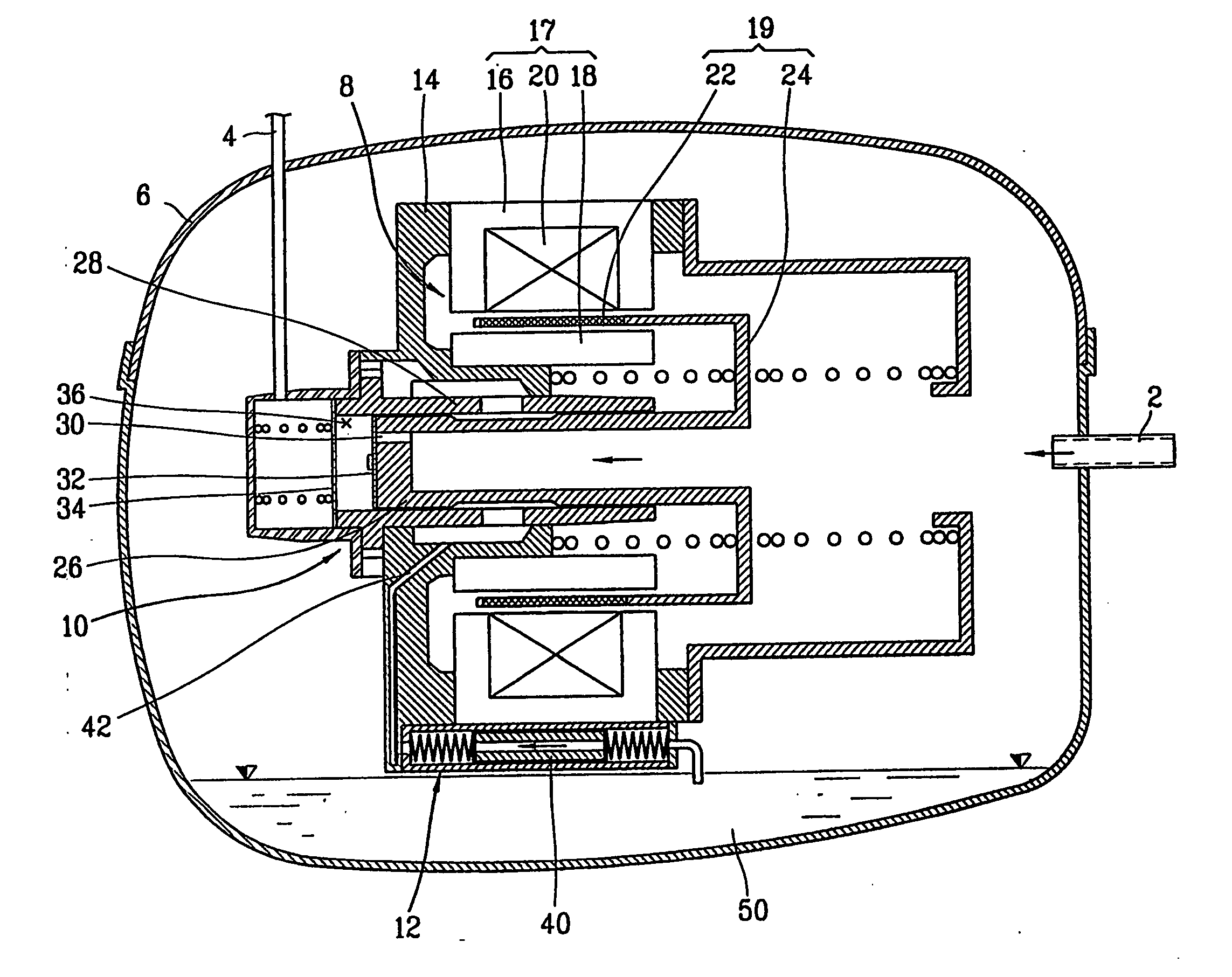 Reciprocating compressor for compressing refrigerant