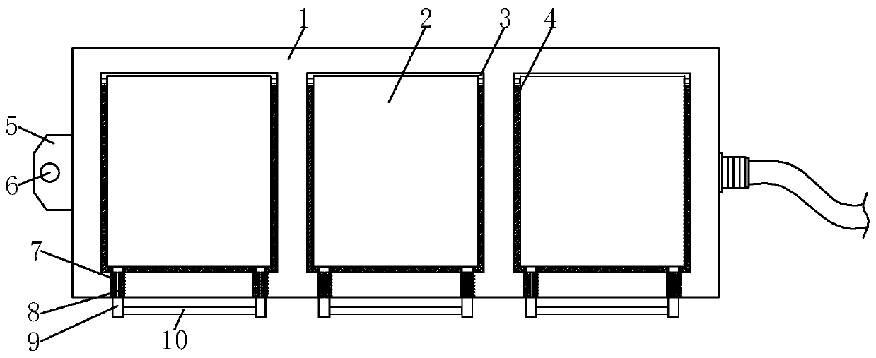 Spring-type safety socket with anti-electric shock function