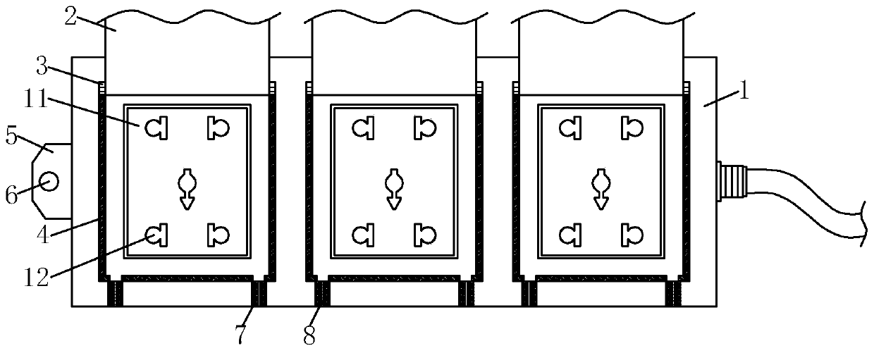 Spring-type safety socket with anti-electric shock function