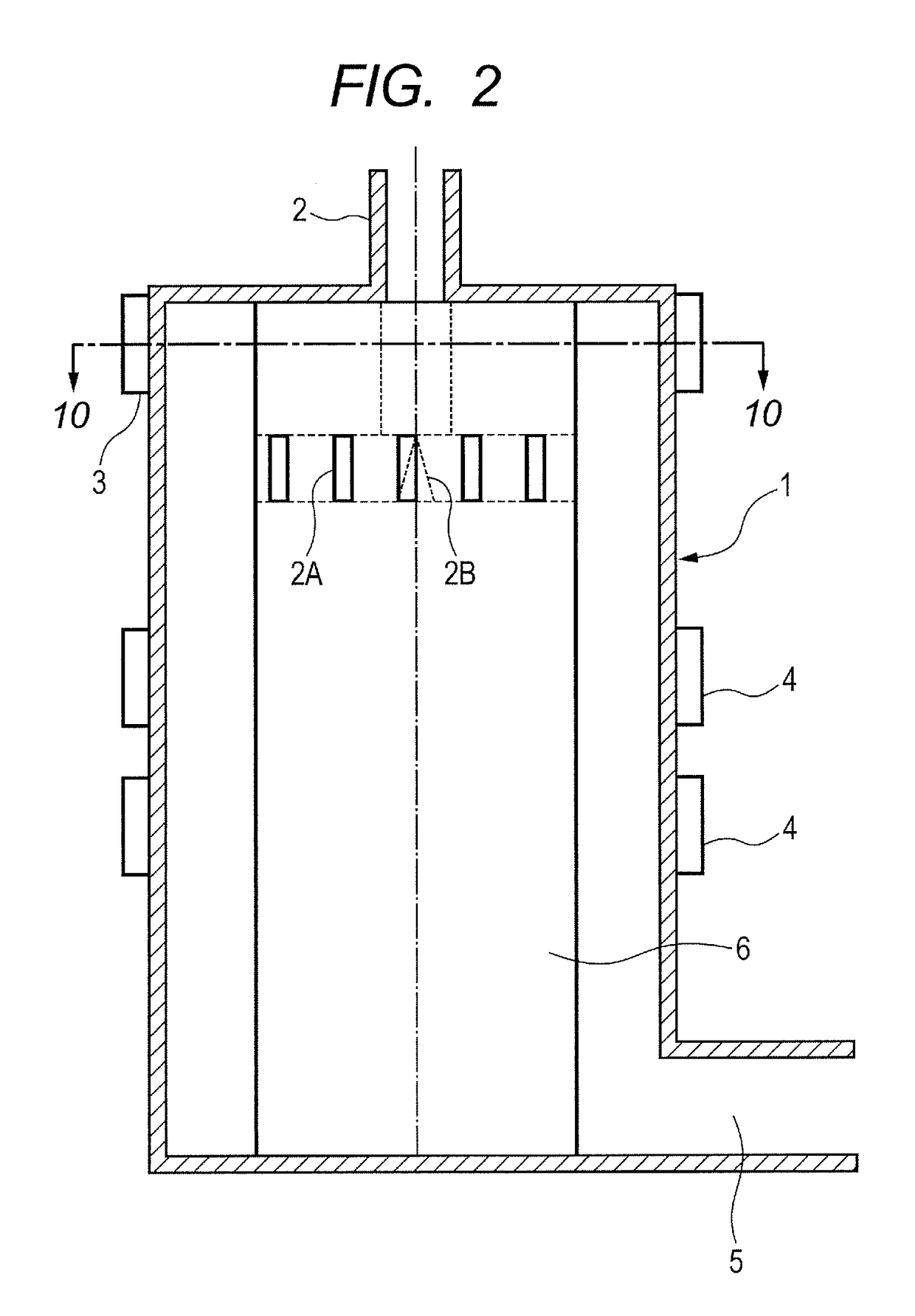 Apparatus for heat-treating powder particles and method of producing toner