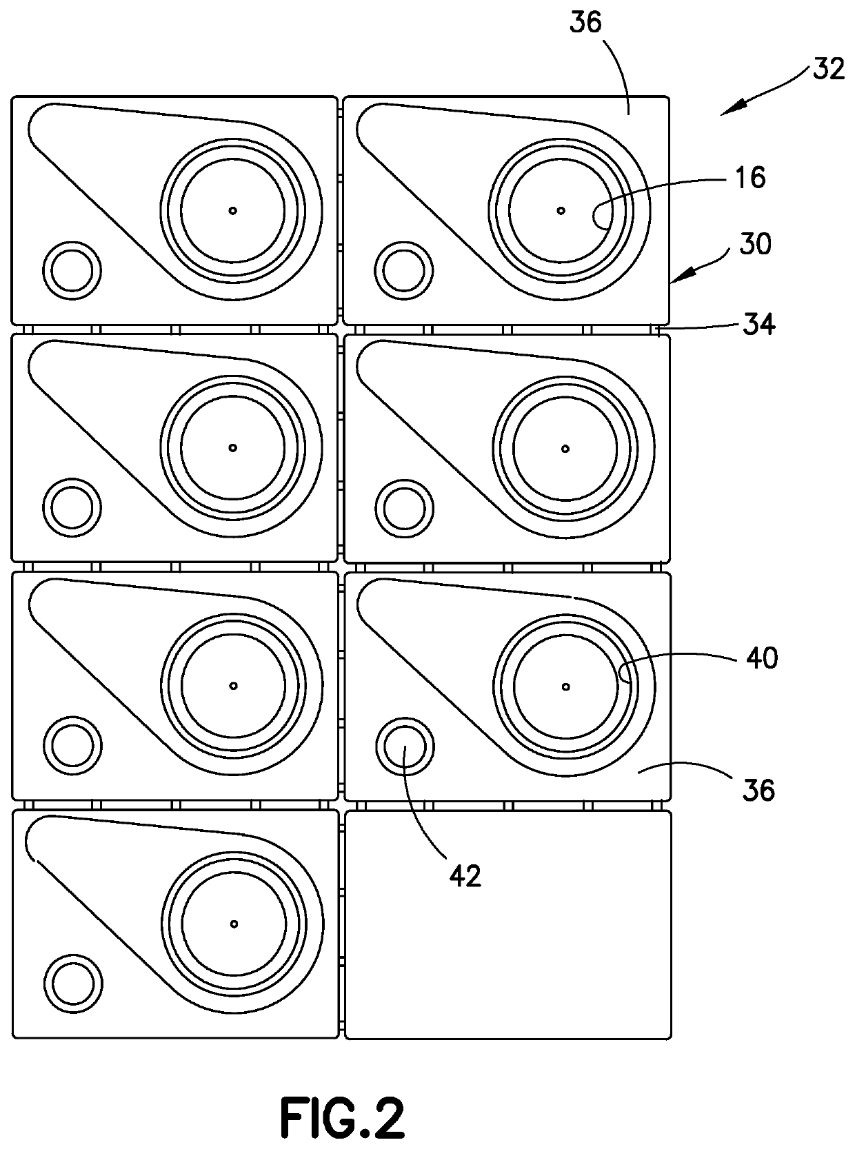 Pen needle assembly having an outer cover